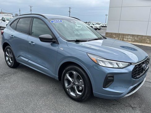 Used 2024 Ford Escape ST-Line w/ Equipment Group 301A image 5