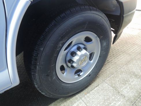 New 2026 Chevrolet Express 2500 Work Van w/ Driver Convenience Package image 35