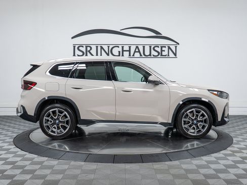 Used 2026 BMW X1 xDrive28i w/ Convenience Package AWD/4WD image 4