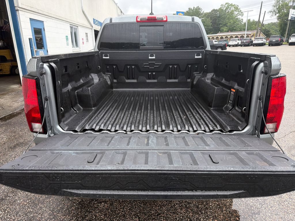Used 2023 Chevrolet Colorado LT w/ LT Convenience Package II AWD/4WD image 23