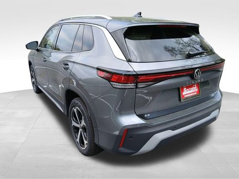 New 2026 Volkswagen Tiguan SE image 3