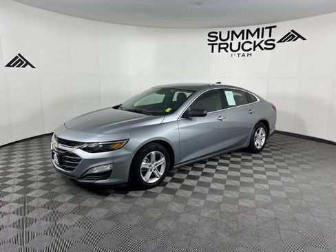 Used 2024 Chevrolet Malibu LS FWD image 3
