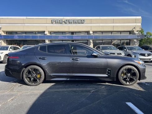 Used 2020 Kia Stinger GT-Line w/ Sun & Sound Package RWD image 7