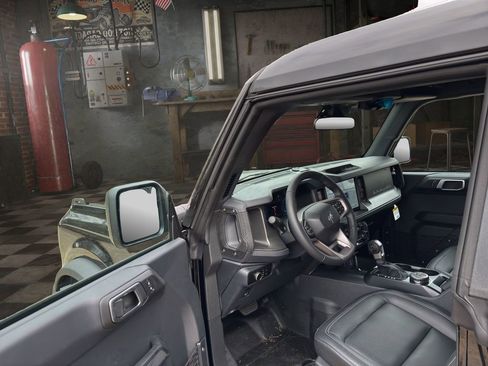 Used 2025 Ford Bronco Big Bend image 17