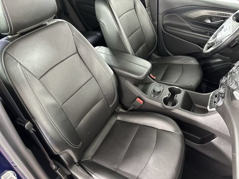 Used 2023 GMC Terrain SLT AWD/4WD image 30
