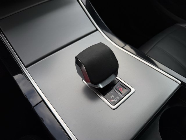 Used 2024 Land Rover Range Rover Evoque S AWD/4WD image 19