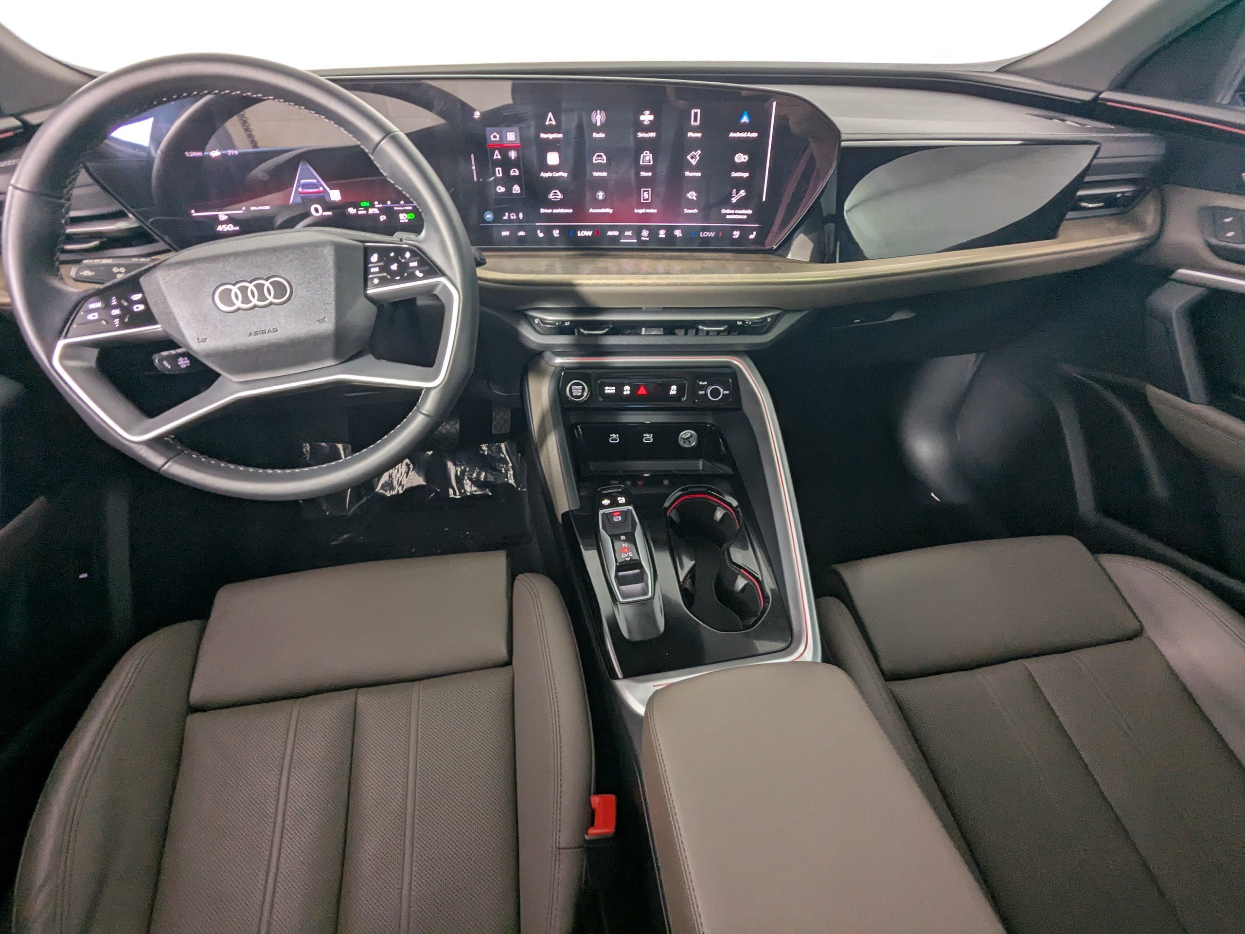 Certified 2025 Audi Q5 Premium AWD/4WD image 12