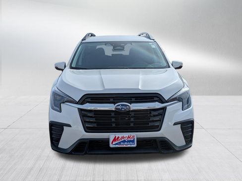 Used 2023 Subaru Ascent Premium w/ Convenience Package image 2
