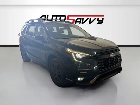 Used 2023 Subaru Ascent Onyx Edition AWD/4WD image 1
