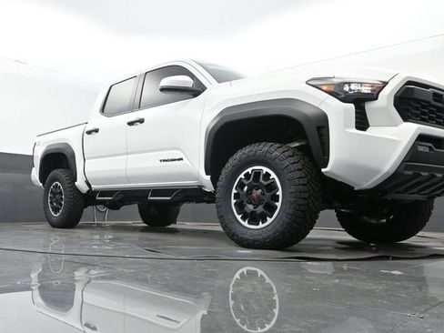 New 2026 Toyota Tacoma TRD Off-Road image 23