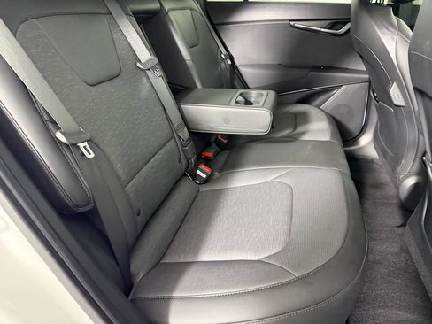 Used 2023 Kia Niro Wave FWD image 20