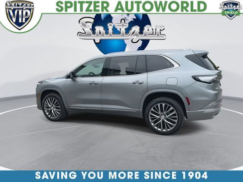 Used 2025 Buick Enclave Avenir AWD/4WD image 7