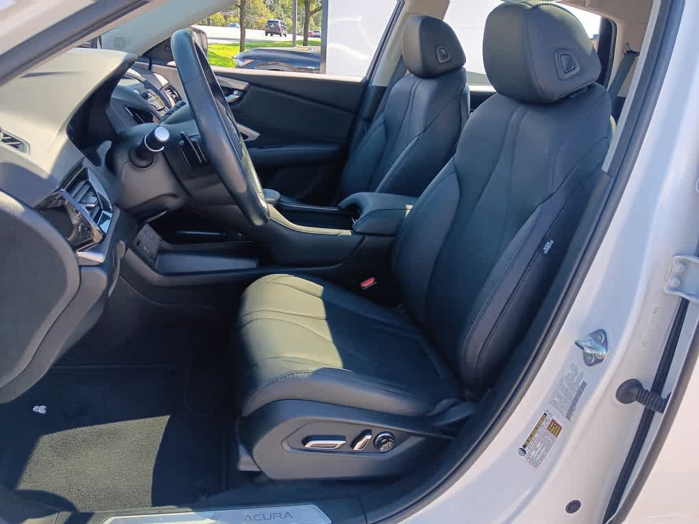 Used 2024 Acura RDX SH-AWD image 11