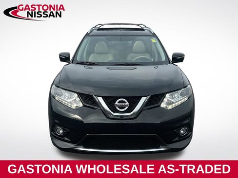 Used 2015 Nissan Rogue SL w/ SL Premium Package image 2