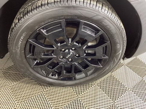 Used 2022 Kia Telluride EX w/ EX Premium Package image 7