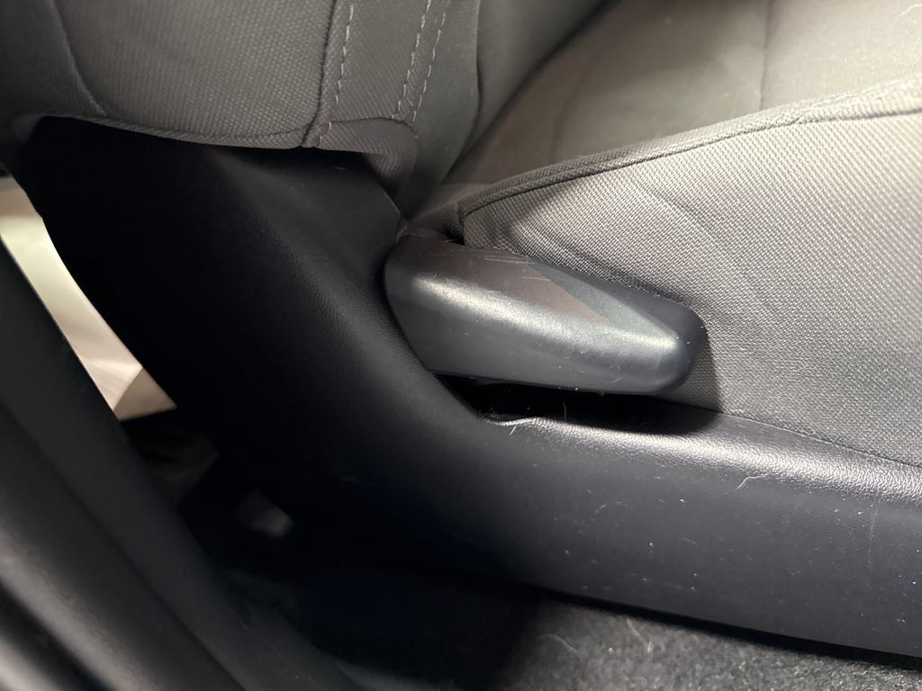 Used 2019 Toyota Tacoma SR5 RWD image 31