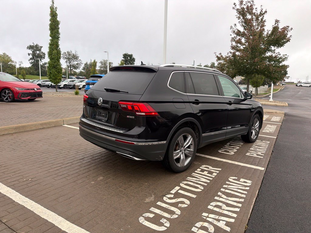 Used 2021 Volkswagen Tiguan SEL AWD/4WD image 10