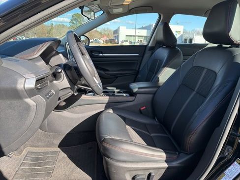 Used 2024 Nissan Altima 2.5 SR image 22