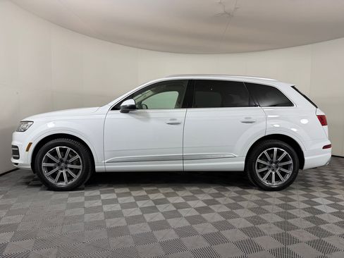 Used 2018 Audi Q7 3.0T Prestige image 2
