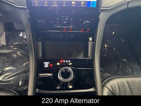 Used 2024 Jeep Grand Cherokee Limited w/ Luxury Tech Group II AWD/4WD image 16