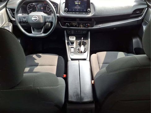 Used 2025 Nissan Rogue S FWD image 10