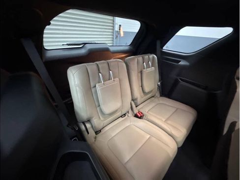 Used 2019 Ford Explorer Limited w/ Class III Trailer Tow Package FWD image 25
