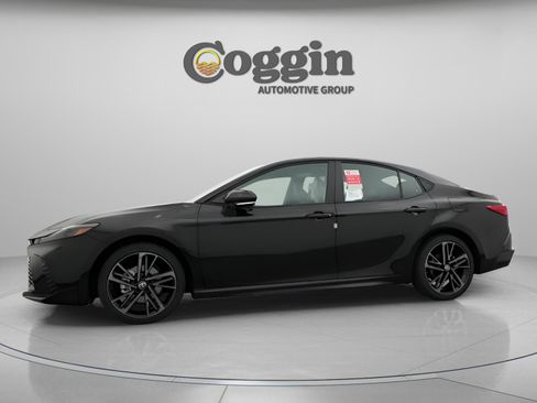 New 2026 Toyota Camry XSE AWD/4WD image 4