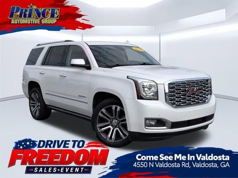 Used 2020 GMC Yukon Denali w/ Denali Premium Package RWD image 1