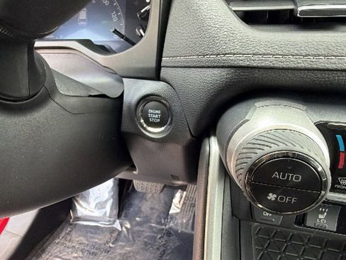 Used 2025 Toyota RAV4 XLE Premium w/ Weather Package AWD/4WD image 17