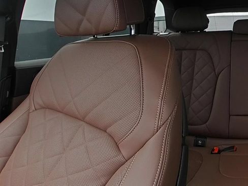 Used 2026 BMW X5 M60i AWD/4WD image 28