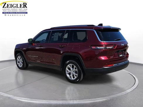 Used 2023 Jeep Grand Cherokee L Limited AWD/4WD image 7