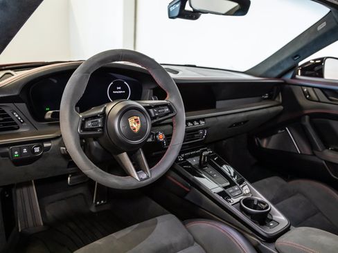 Used 2025 Porsche 911 Carrera GTS RWD image 29