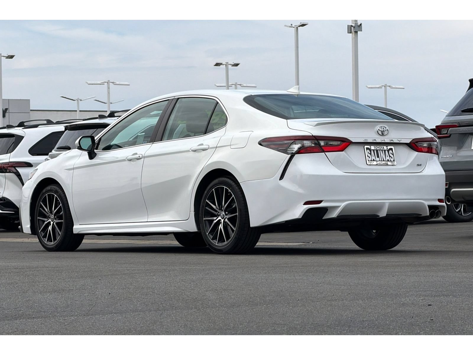 Certified 2024 Toyota Camry SE FWD image 6