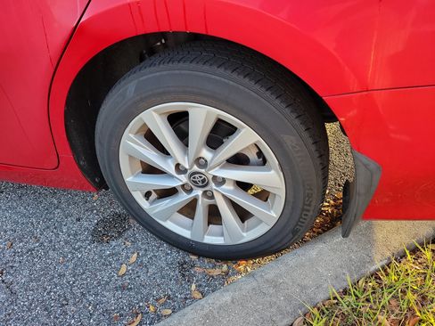 Used 2023 Toyota Camry LE image 23