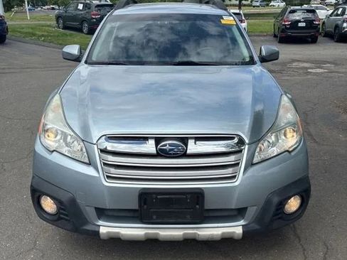 Used 2013 Subaru Outback 2.5i Limited AWD/4WD image 14