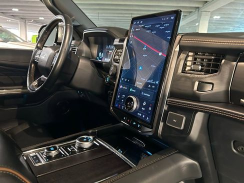 Used 2023 Ford Expedition Max Platinum AWD/4WD image 41