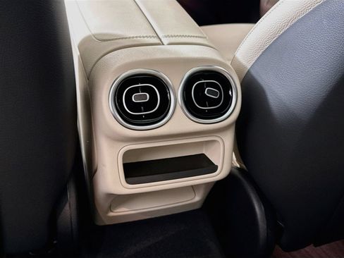 Certified 2026 Mercedes-Benz GLC 300 4MATIC image 28
