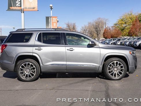 Used 2022 GMC Acadia Denali w/ Denali Ultimate Package image 19