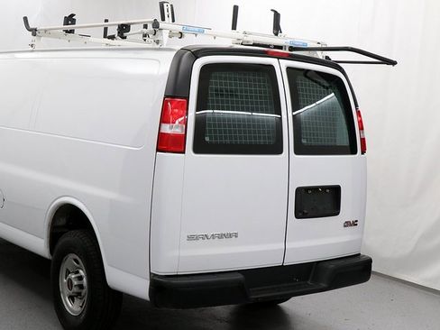 Certified 2023 GMC Savana 2500 Extended w/ Driver Convenience Package image 7