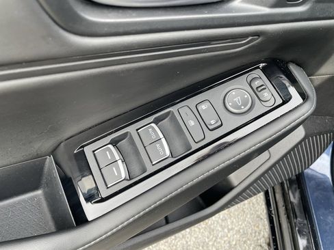 Used 2023 Honda Accord Touring image 12