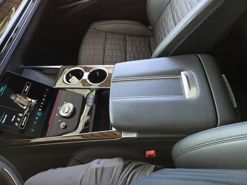 Used 2025 Cadillac Escalade Sport Platinum AWD/4WD image 69