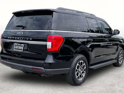 Used 2024 Ford Expedition XLT RWD image 4