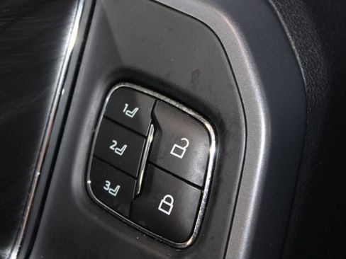 Used 2025 Ford F150 Lariat w/ Equipment Group 501A Mid AWD/4WD image 41