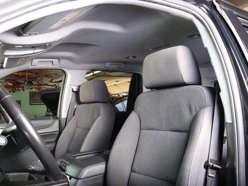 Used 2020 Chevrolet Tahoe LS image 22