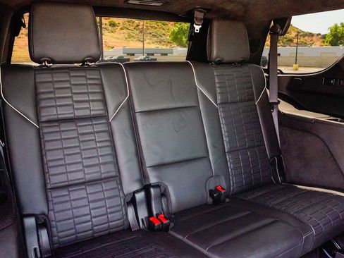 Used 2023 Cadillac Escalade Sport Platinum AWD/4WD image 12