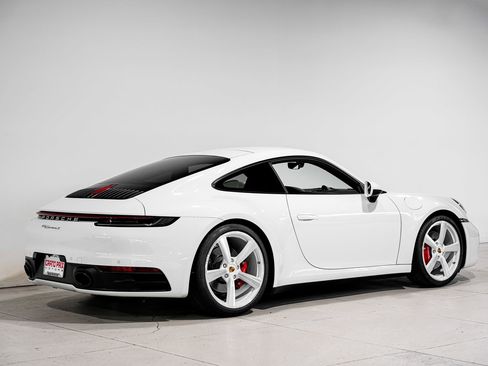 Used 2021 Porsche 911 Carrera S RWD image 3