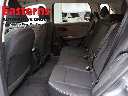 Used 2023 Nissan Rogue S AWD/4WD image 22