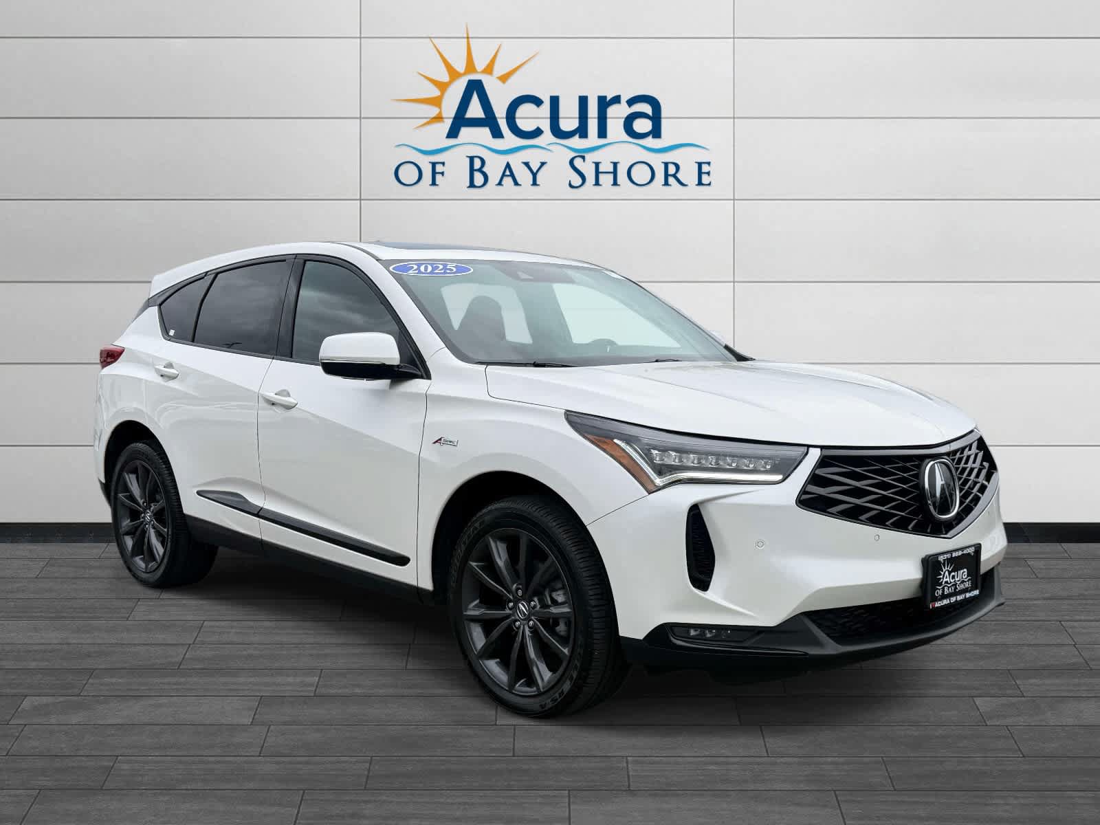 Used 2025 Acura RDX w/ Advance Package AWD/4WD image 2
