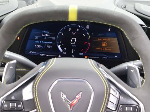 Used 2023 Chevrolet Corvette Stingray Premium Conv w/ Z51 Performance Package RWD image 21