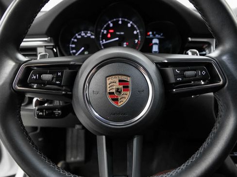 Used 2023 Porsche Macan AWD/4WD image 15